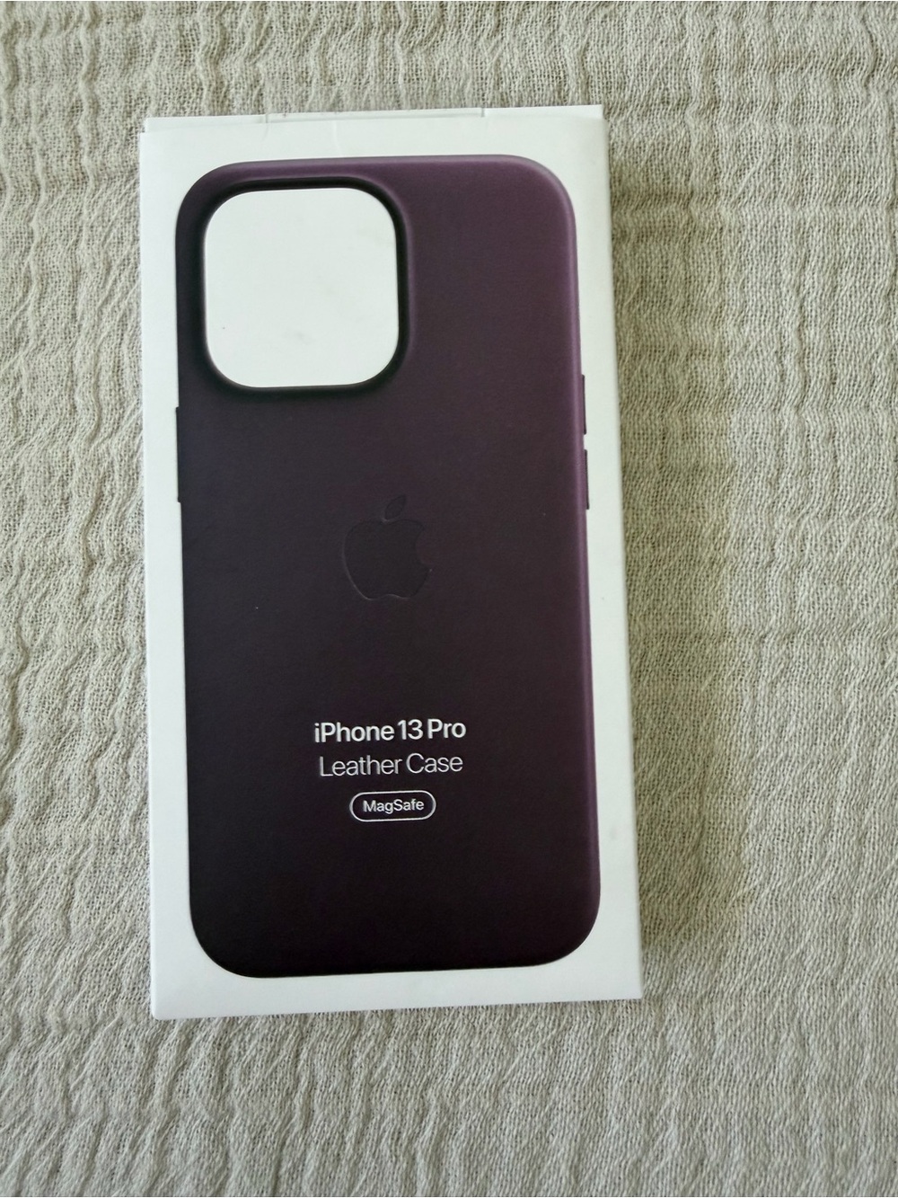 Apple iPhone 13 Pro Leather Case - Plum Purple (MagSafe)